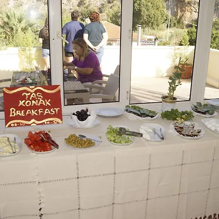 Tas Konak فندق مبيت وإفطار مرمريس